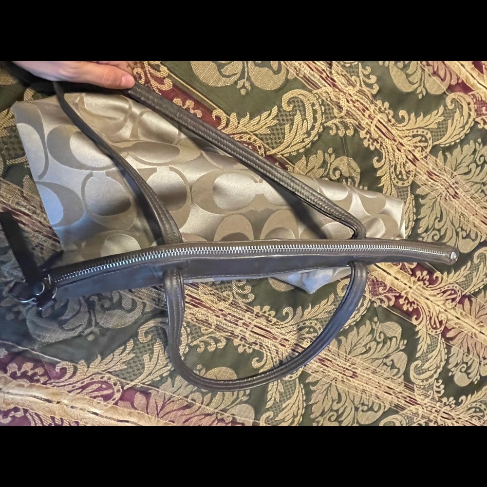 Coach Handbag - Picture 7 of 12